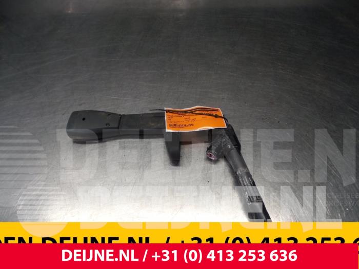 Volvo S80 Seatbelt tensioner, right O7729