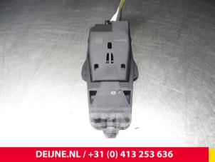 Volvo S60 Bremsassistent Sensor O7790 foto 2