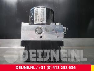 Volvo V40 ABS Pumpe O7801 foto 3