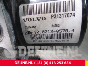Volvo V40 ABS Pumpe O7801 foto 4