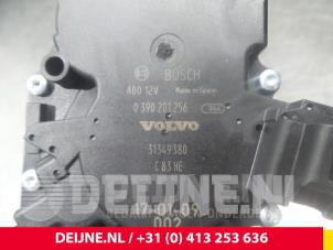 Volvo V90 Ruitenwissermotor achter O7910 foto 3