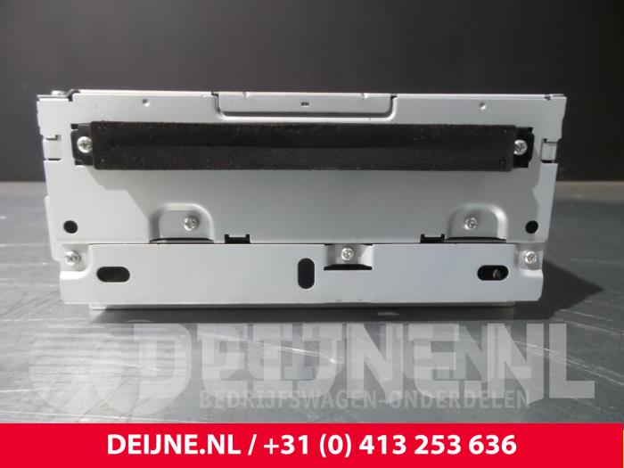 Volvo XC70 CD player O7925