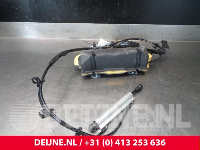 Volvo V70 Achterklep motor O8097