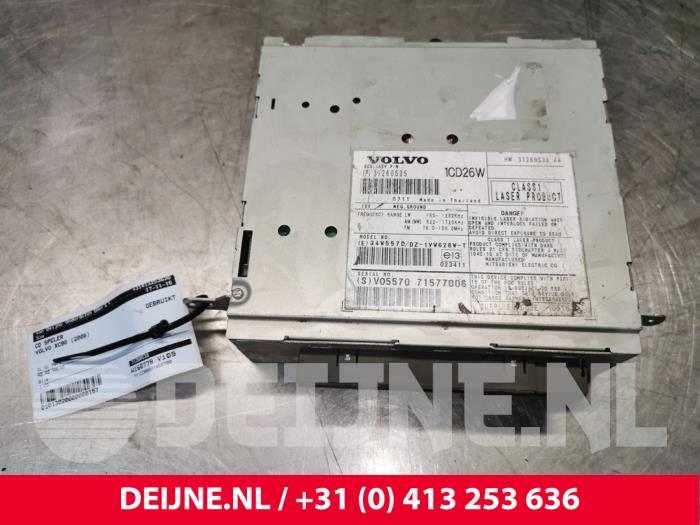 Volvo XC90 CD player O8157