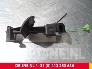 Volvo XC70 Tankklep Vergrendelingsmotor O8233 foto 2