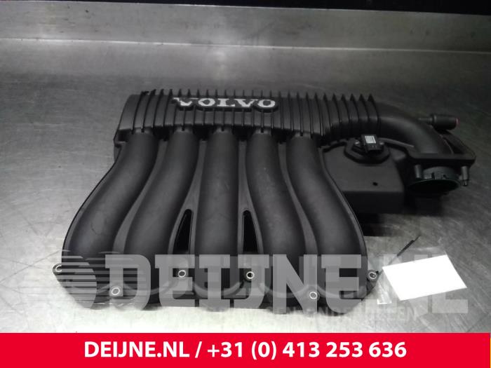 Volvo C70 Intake manifold O8304