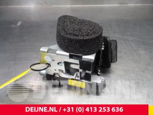 Volvo S60 Sicherheitsgurt links hinten O8652 foto 2