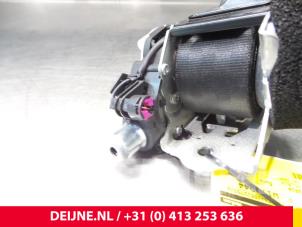 Volvo S60 Veiligheidsgordel links-achter O8653 foto 3