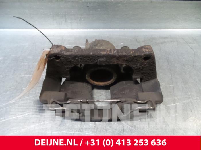 Volvo V70 Remklauw (Tang) rechts-voor O8699