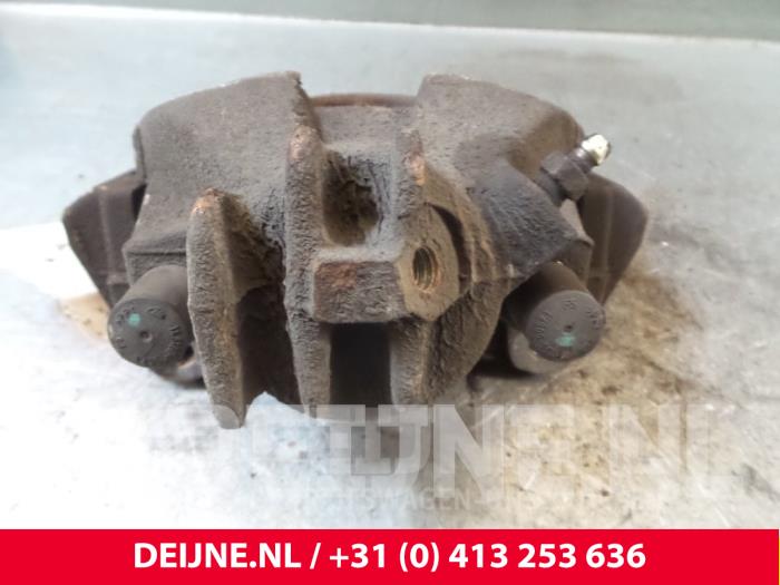 Volvo V70 Bremszange rechts vorne O8704