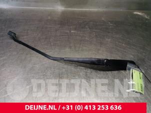 Volvo V60 Ruitenwisserarm voor O8775 foto 3