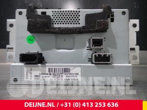 Volvo S60 Display Multi Media control unit O8786 photo 2