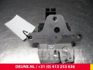 Volvo V40 Slotmechaniek Achterklep O8861 foto 2