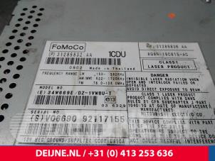 Volvo V70 CD Speler O8965 foto 3