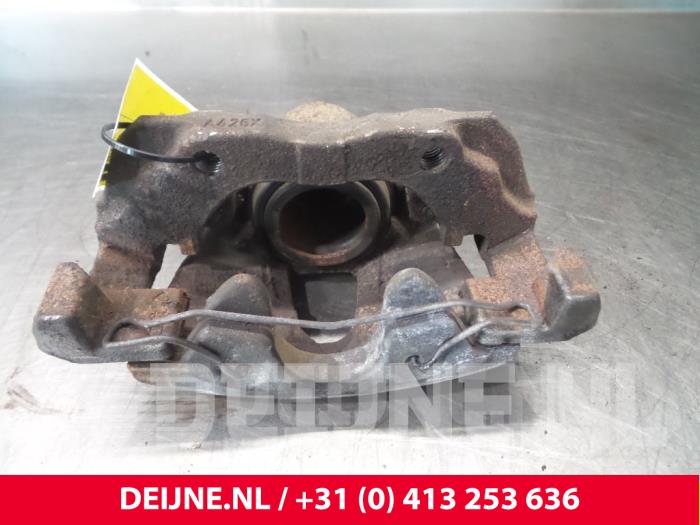 Volvo V40 Remklauw (Tang) rechts-voor O9009