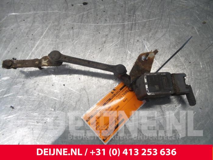 Volvo XC60 Xenon height adjustment O9081