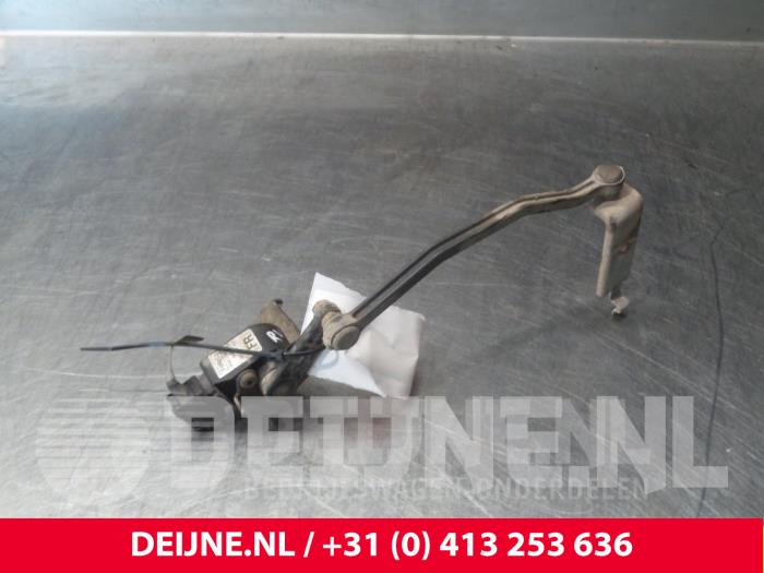 Volvo XC60 Xenon height adjustment O9085