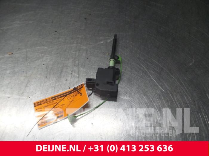 Volvo V70 Tankklappe Verriegelungsmotor O9236
