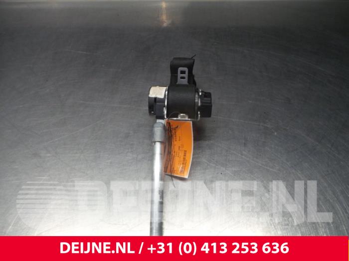 Volvo V70 Veiligheidsgordel rechts-achter O9312