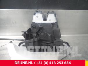 Volvo V90 Slotmechaniek Achterklep O9355 foto 3