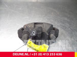 Volvo V50 Remklauw (Tang) links-voor O9457 foto 2