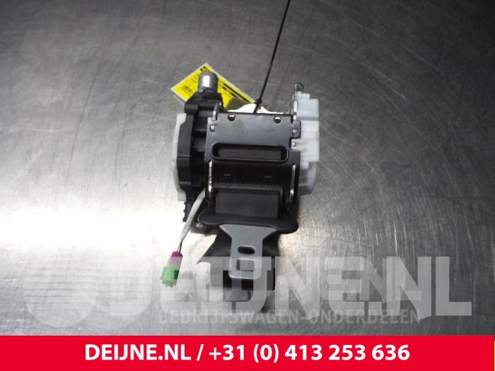 Volvo XC60 Rear seatbelt, right O9485