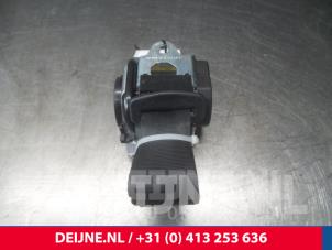 Volvo V40 Veiligheidsgordel rechts-achter O9605 foto 2