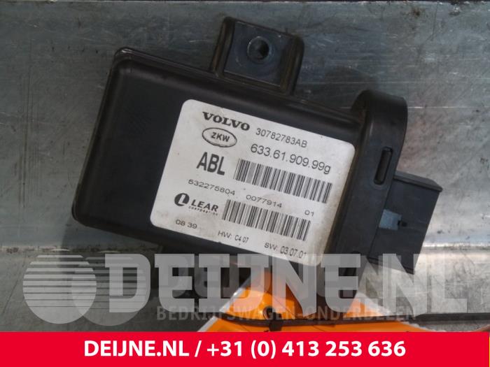 Volvo V70 Xenon module O9617