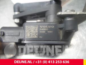 Volvo V90 Xenon height adjustment O9644 photo 3