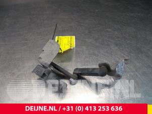 Volvo V90 Xenon hoogteregelaar O9646 foto 2