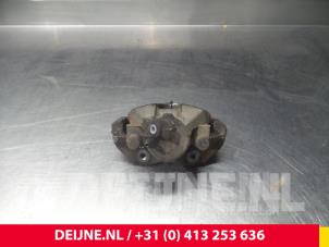 Volvo C30 Remklauw (Tang) links-voor O9663 foto 2