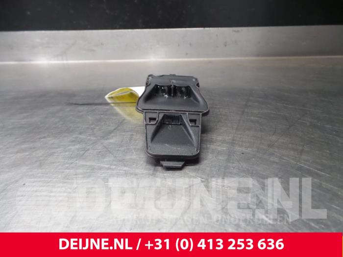 Volvo XC60 Sensor Remassistent O9775