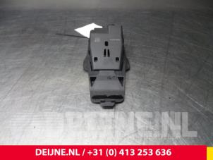 Volvo XC60 Bremsassistent Sensor O9775 foto 2