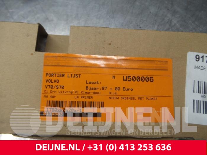 Volvo V70/S70 Door strip O9808