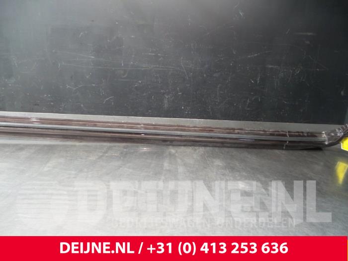 Volvo XC90 Seitenschürze links O9816