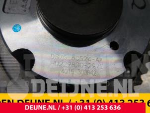 Volvo V40 Nokkenas Verstelling O9901 foto 3