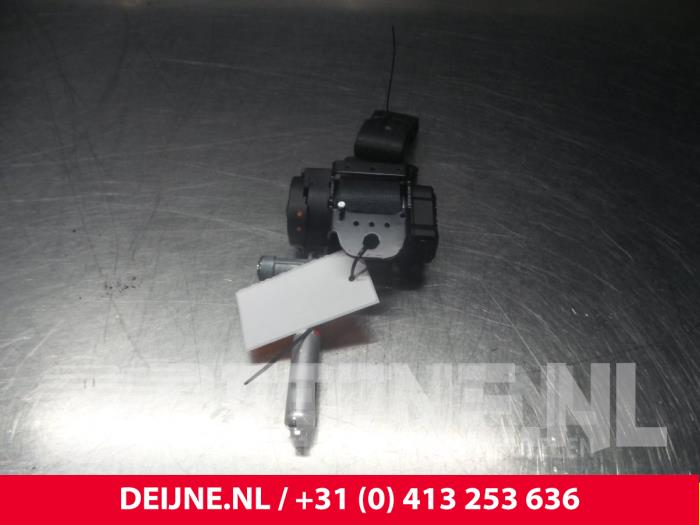 Volvo S80 Sicherheitsgurt Mitte hinten O9914