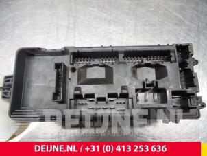 Volvo S40/V40 Sicherungskasten O9915 foto 2