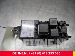 Gebruikte Zekeringkast Volvo V40 (VW) 1.8 16V Prijs € 60,00 Margeregeling aangeboden door van Deijne Onderdelen Uden B.V.