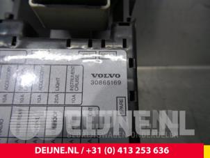 Volvo S40/V40 Sicherungskasten O9918 foto 3