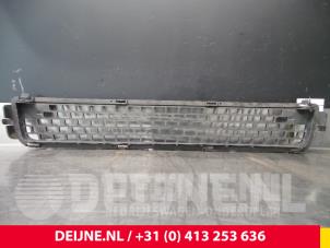 Volvo V70 Bumper grille O10247 photo 2
