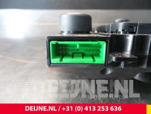 Volvo V60 Heater control panel O10266 photo 4