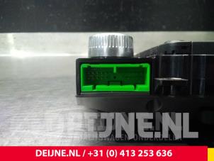 Volvo V60 Heater control panel O10273 photo 3
