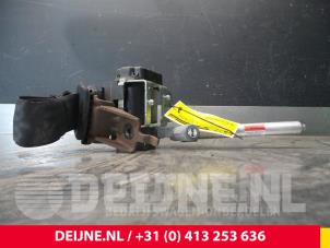 Volvo V70 Veiligheidsgordel links-achter O10287 foto 3