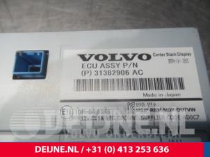 Volvo V70 Display Multi Media control unit O10391 photo 3