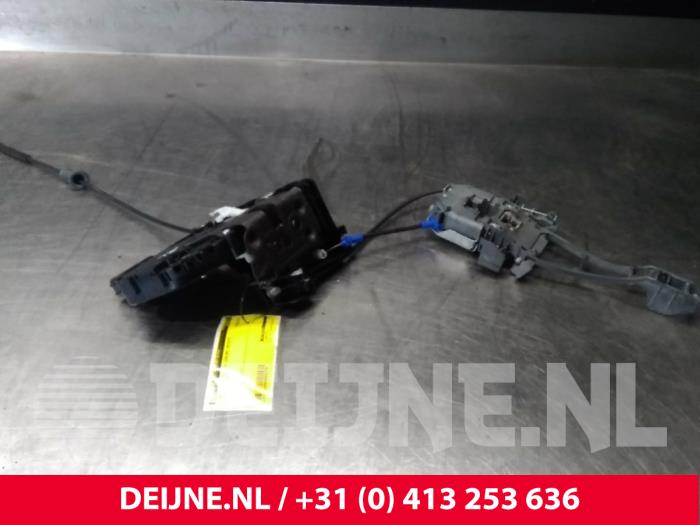 Volvo C30 Türschlossmechanik 2-türig rechts O4379