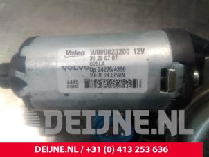 Volvo V70 Ruitenwissermotor achter O6997 foto 3