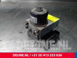 Volvo V70 ABS pump O7489 photo 2