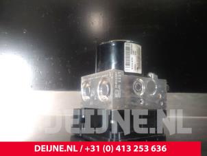 Gebruikte ABS Pomp Volvo V70 (BW) 2.0 D3 16V Prijs € 125,00 Margeregeling aangeboden door van Deijne Onderdelen Uden B.V.