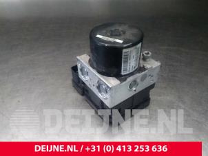 Volvo V40 ABS pump O7805 photo 2